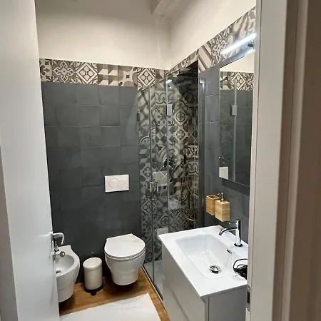 Casa Dei Martiri 住宿加早餐酒店 4*